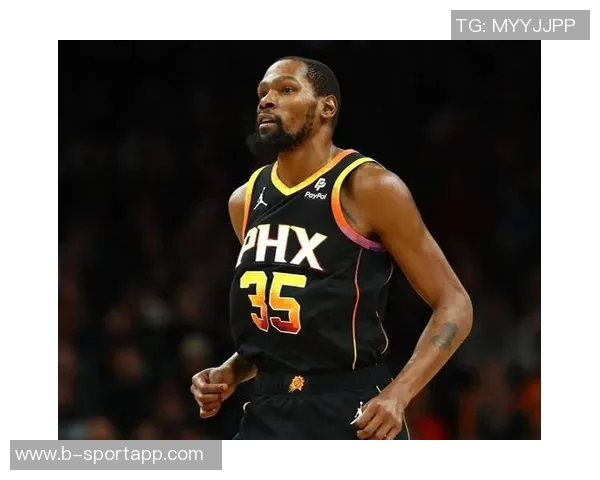 杜兰特谈团队合作的重要性传球能减轻队友压力提升整体表现